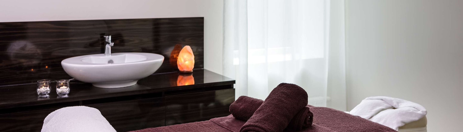 Park Inn by Radisson Meriton Conference and Spa Hotel Tallinn (Estonia) - Wellness treatment room