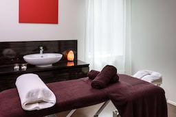 Park Inn by Radisson Meriton Conference and Spa Hotel Tallinn (Estonia) - Wellness treatment room