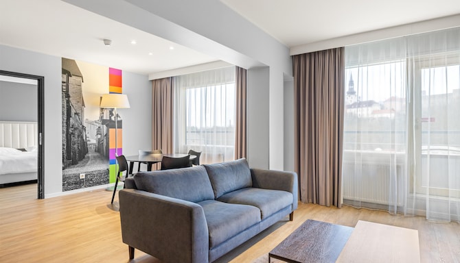 Park Inn by Radisson Meriton Conference & Spa Hotel Tallinn - Sviitti