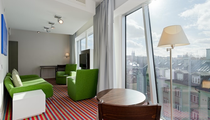 Park Inn by Radisson Meriton Conference & Spa Hotel Tallinn - Sviitti