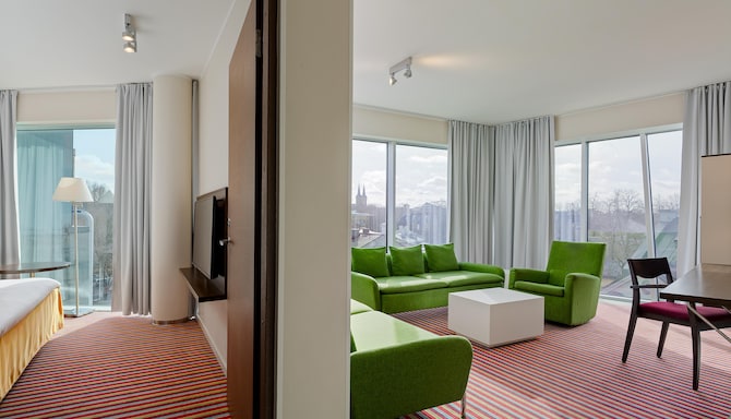 Park Inn by Radisson Meriton Conference & Spa Hotel Tallinn - Sviitti