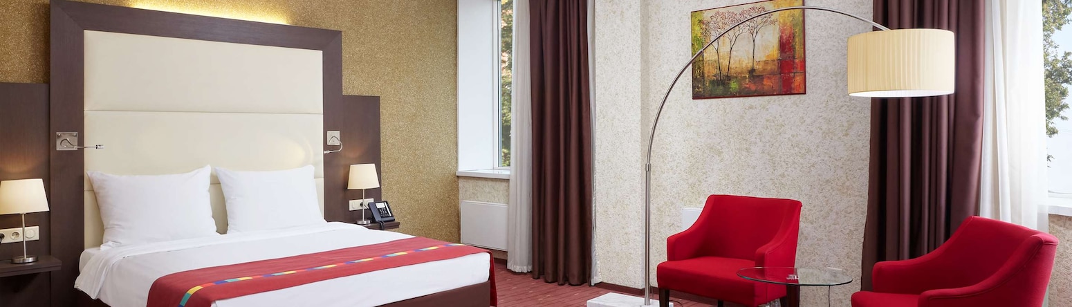 Park Inn by Radisson Odintsovo - One Bedroom Suite