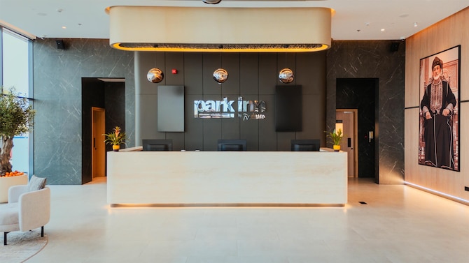 Park Inn by Radisson Muscat - Resepsjon
