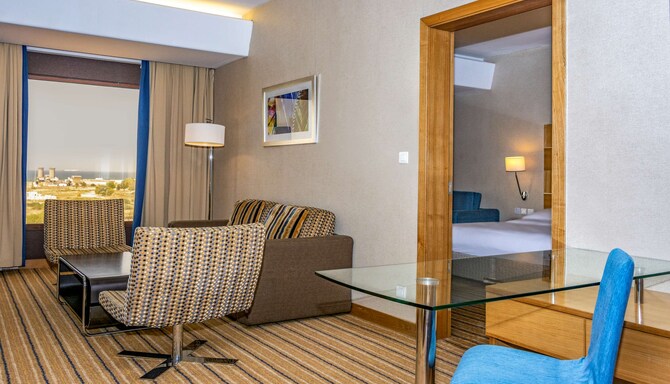 Park Inn by Radisson, Muscat - Suite