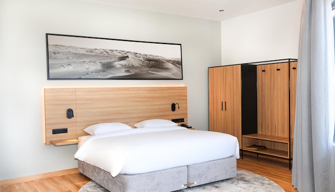 Park Inn by Radisson Muscat - جناح