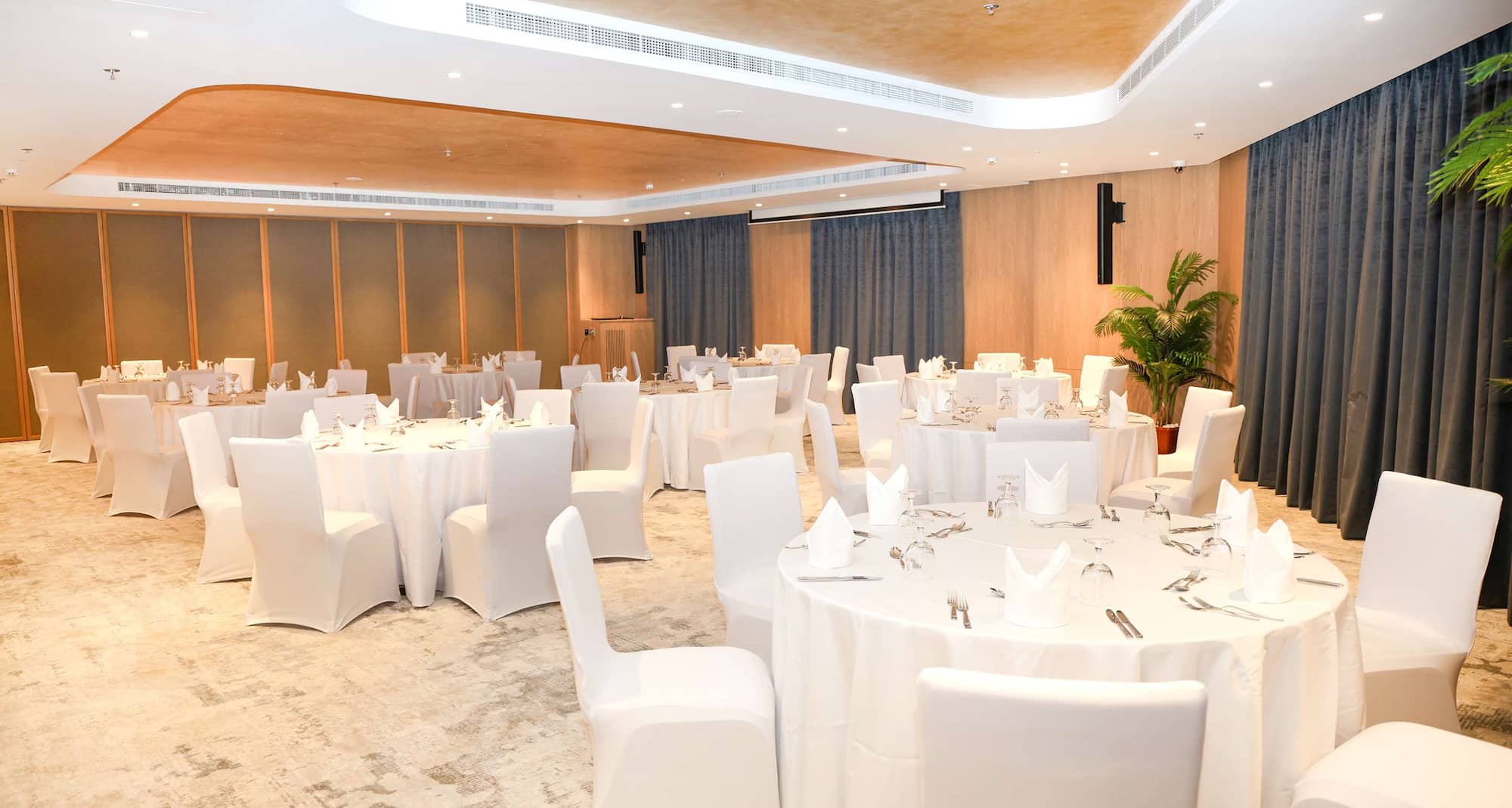 Park Inn by Radisson Muscat - Wedding set-up