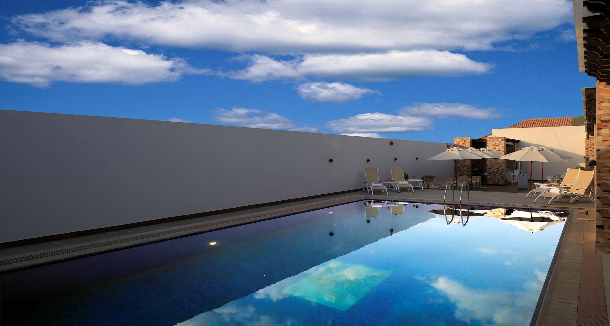 Park Inn by Radisson Najran - Outdoor Pool