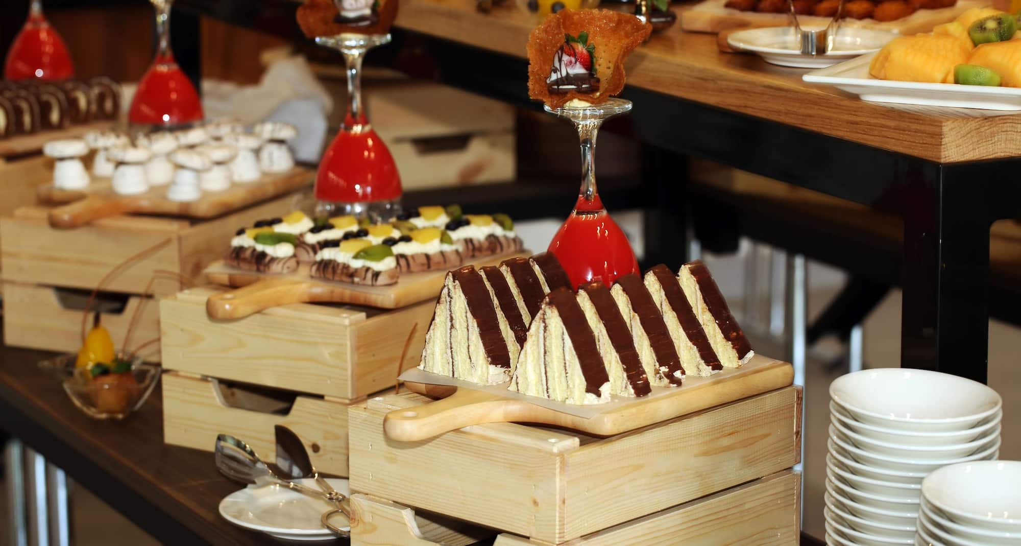 فندق بارك إن باي راديسون، نجران - بوفيه المطعم