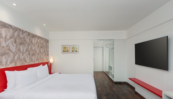 Park Inn by Radisson Navi Mumbai - Standard Bedroom