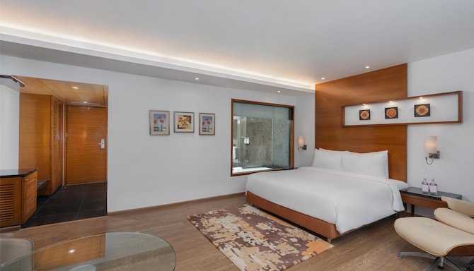 Park Inn by Radisson Navi Mumbai - Deluxe bedroom
