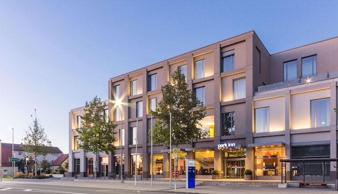Park Inn by Radisson Neumarkt - Exterior