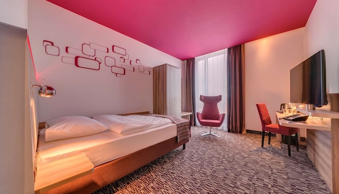 Park Inn by Radisson Neumarkt - Gästezimmer