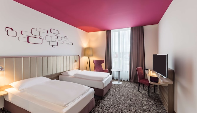 Park Inn by Radisson Neumarkt - Standard Room