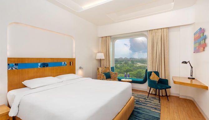 Park Inn by Radisson New Delhi IP Extension - Superior Bedroom
