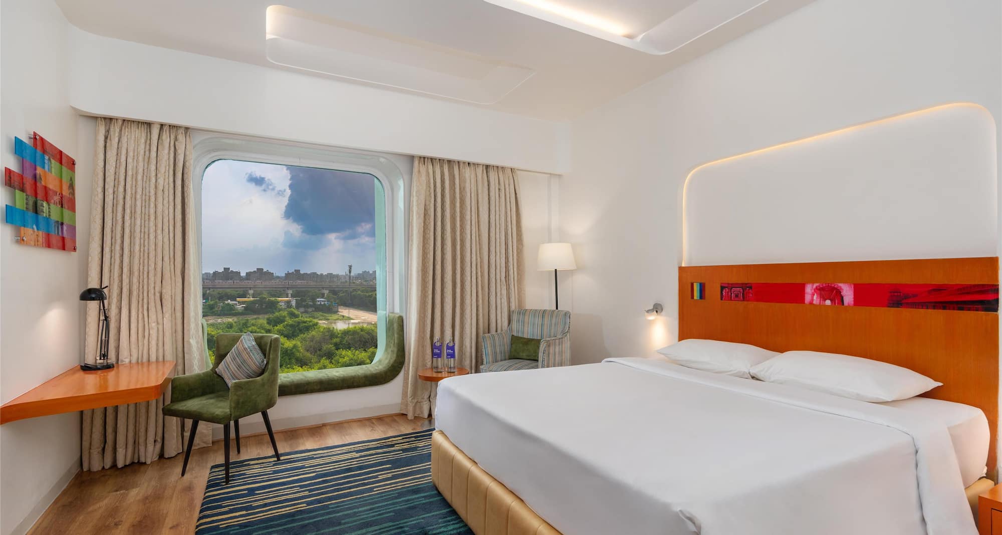 Park Inn by Radisson New Delhi IP Extension - Deluxe Bedroom - View