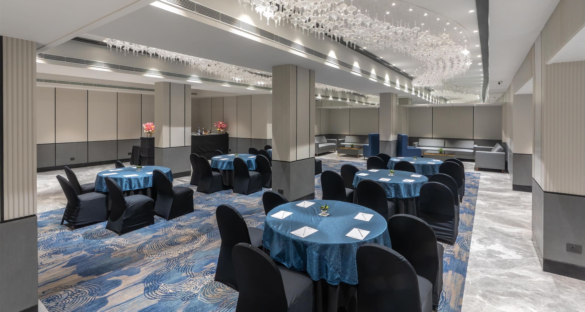 Park Inn by Radisson New Delhi Lajpat Nagar - Breeze Hall
