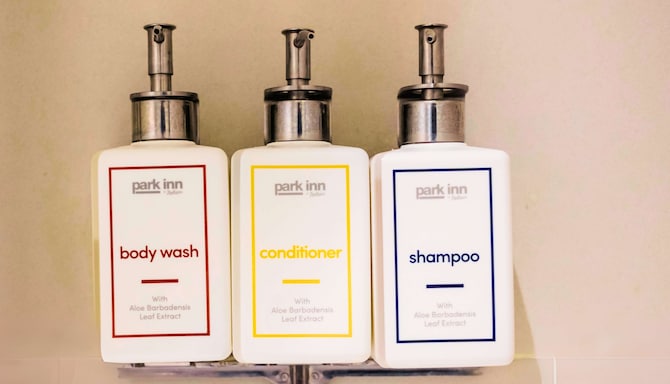 Park Inn by Radisson North EDSA - Bathroom amenities