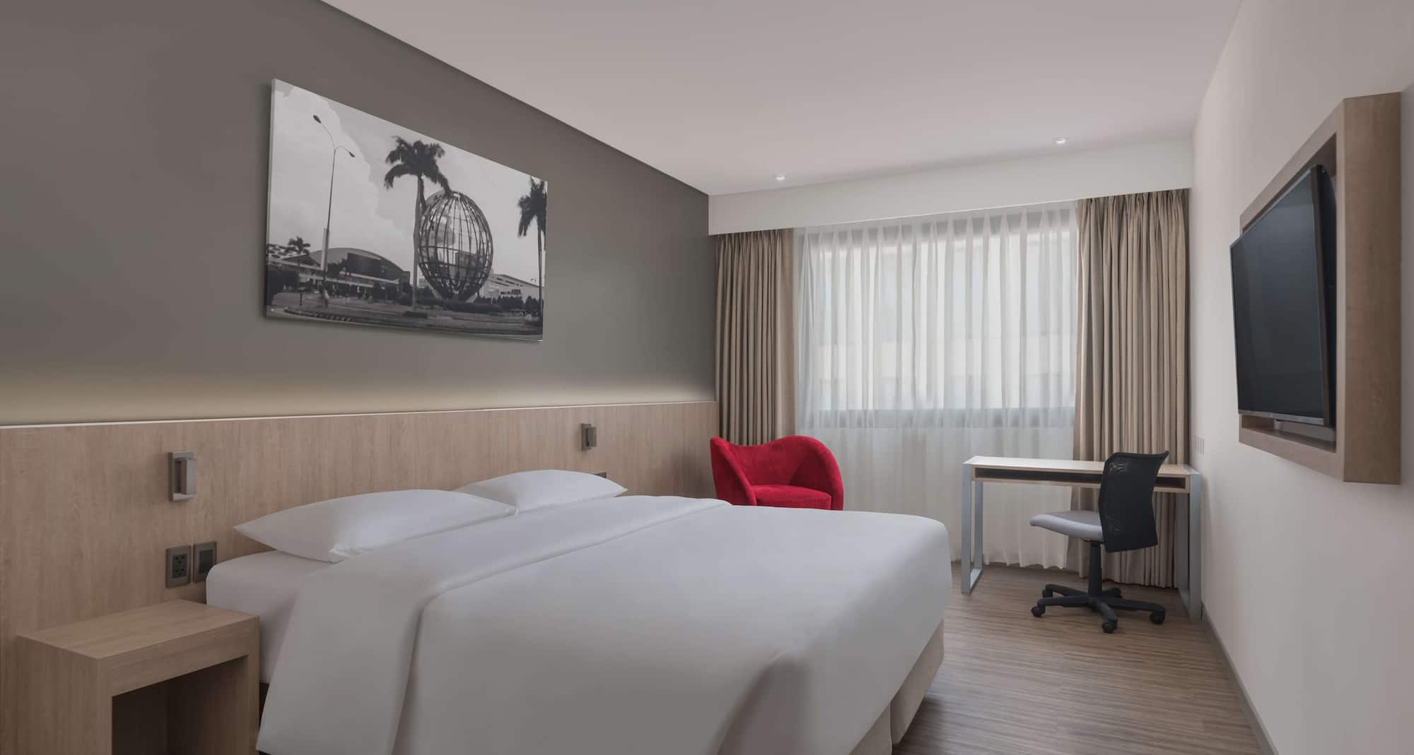 Park Inn by Radisson North EDSA - Standard Room King bed