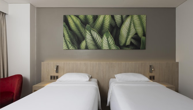 Park Inn by Radisson North EDSA - Standard Room Twin bed