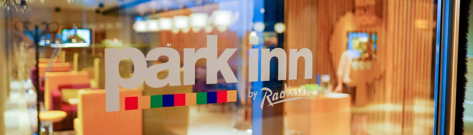 Park Inn by Radisson Novokuznetsk - Lobby