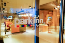 Park Inn by Radisson Novokuznetsk - Lobby