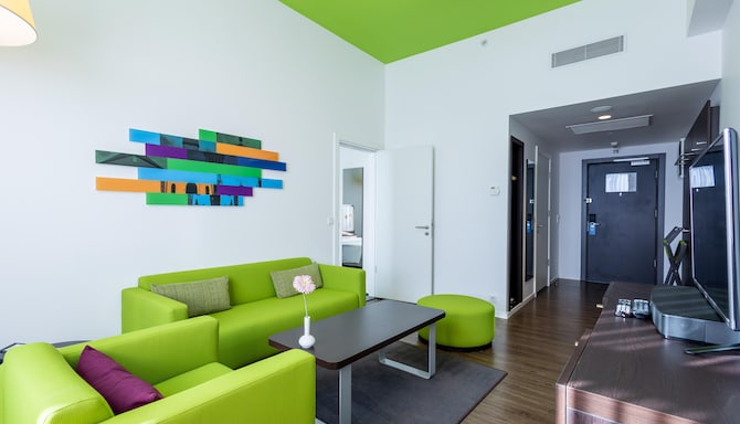 Park Inn by Radisson Novokuznetsk - One Bedroom Suite