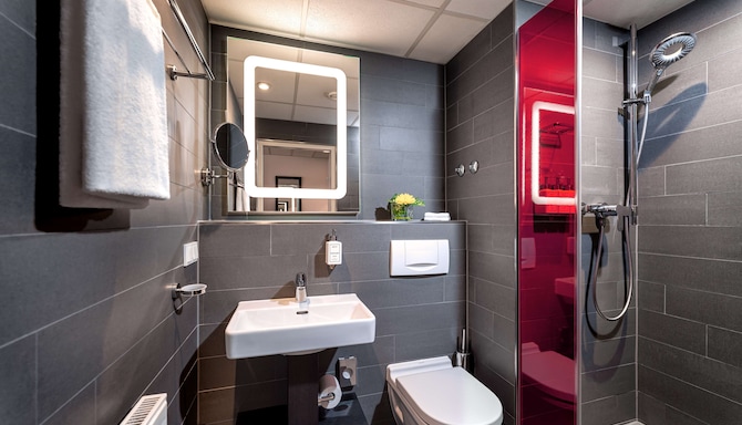 Park Inn by Radisson Nürnberg - Badezimmer eines Gästezimmers