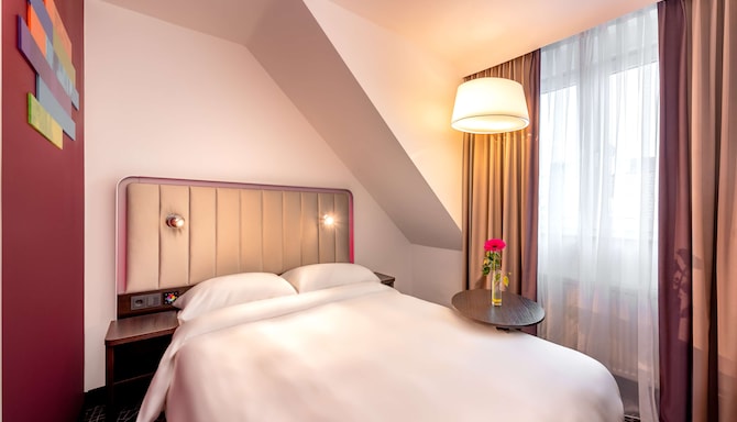 Park Inn by Radisson N�rnberg - Cozy Small Room