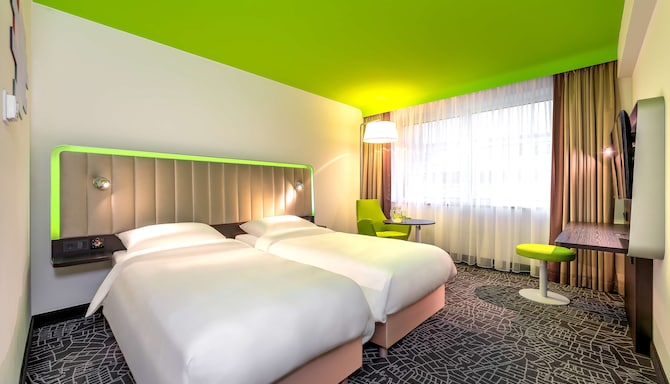 Park Inn by Radisson N�rnberg - Family Room