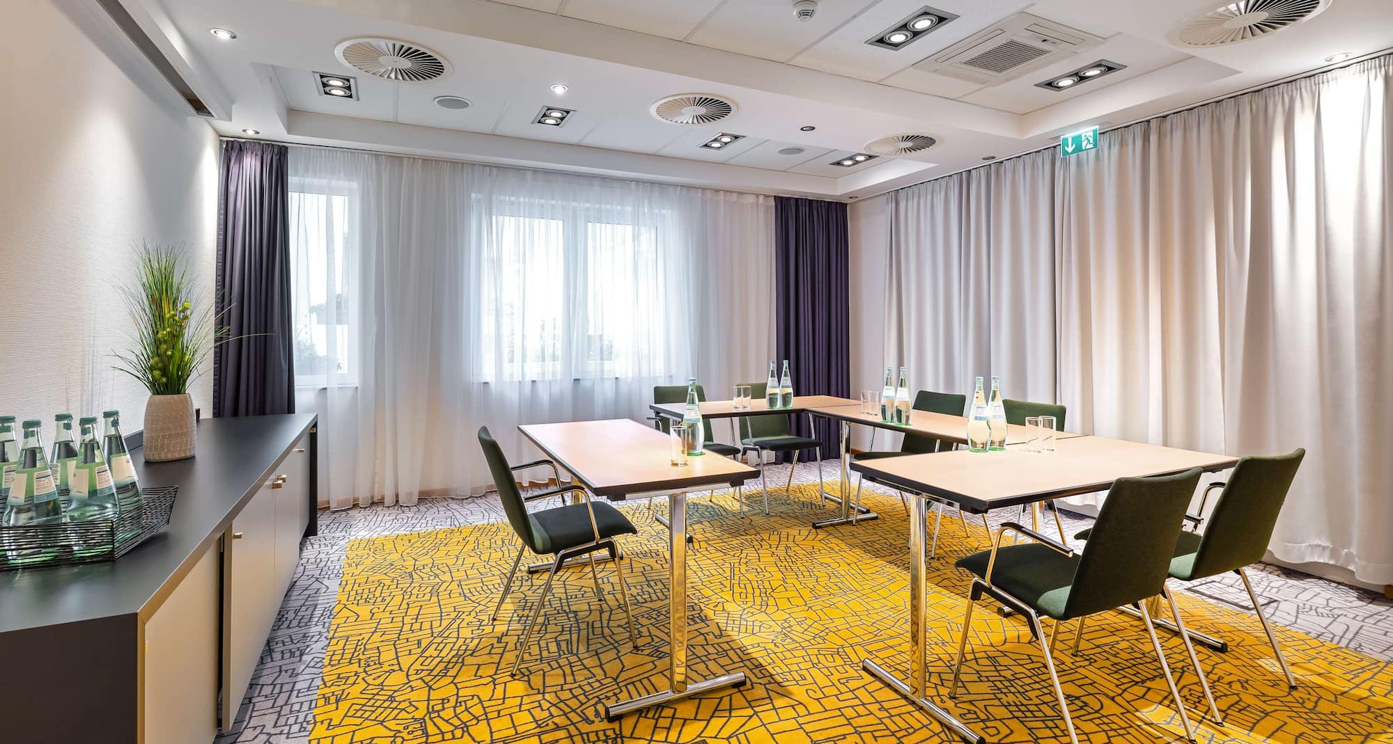 Park Inn by Radisson Nürnberg - Sala Fantasie con allestimento a ferro di cavallo