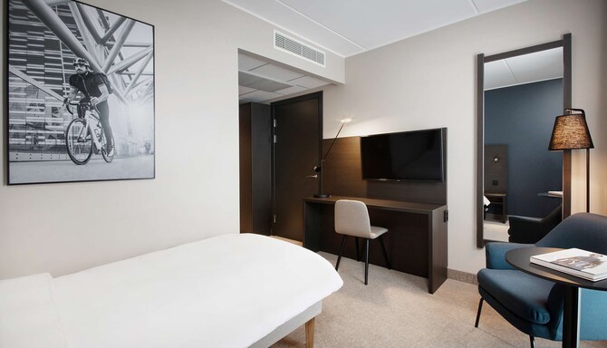Park Inn By Radisson Oslo Airport Hotel West Parkering www.radissonhotels.com