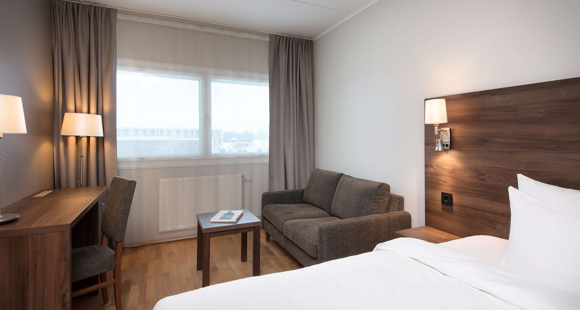 Park Inn by Radisson Oslo Airport Hotel West - Gjesterom