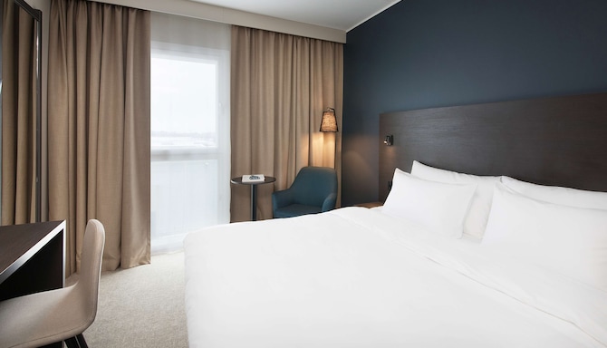 Park Inn by Radisson Oslo Airport Hotel West - Superior Room