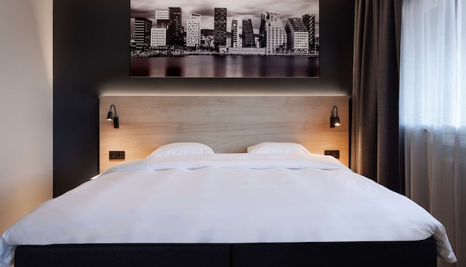Park Inn by Radisson Oslo Airport Hotel West - Deluxe Family Room
