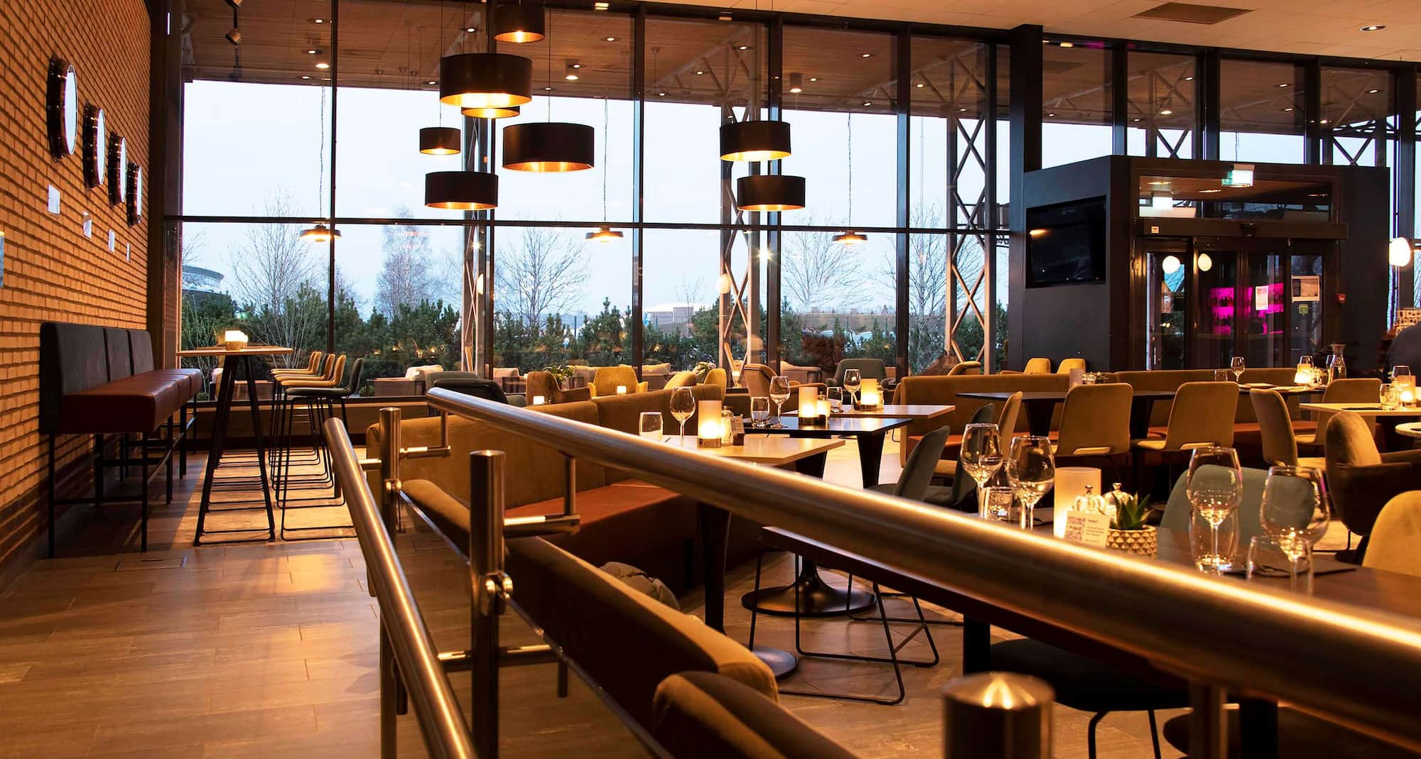 Park Inn by Radisson Oslo Airport Hotel West - Lobby