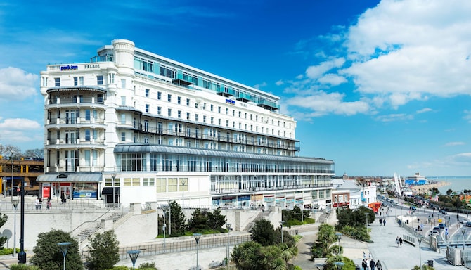 Park Inn by Radisson Palace Southend-on-Sea - Hotel Exterior
