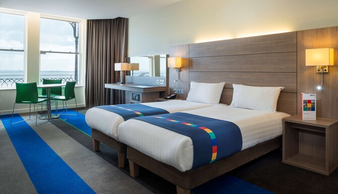 Park Inn By Radisson Palace, Southend-on-Sea - Standard Room - Sea View