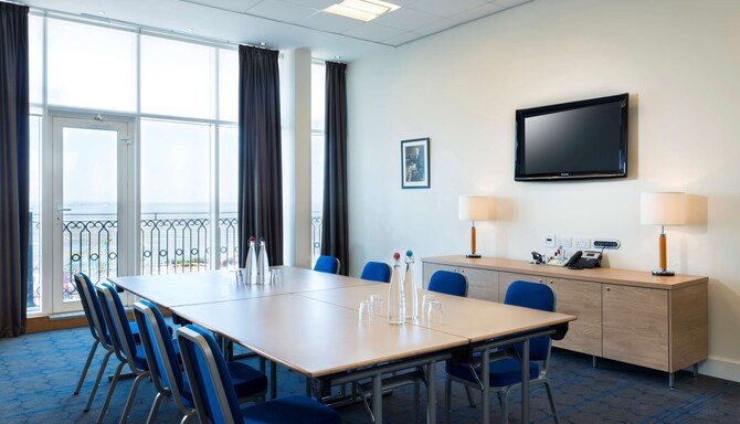 Park Inn By Radisson Palace, Southend-on-Sea - Boardroom