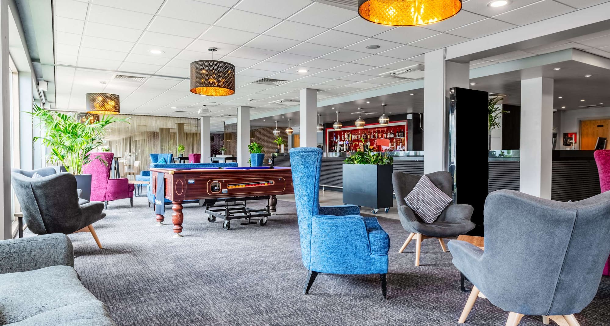Park Inn by Radisson Peterborough - RBG Bar