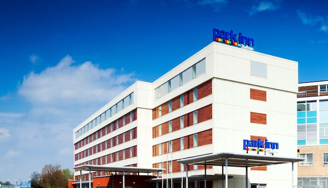 Park Inn by Radisson Peterborough - Udvendig udsigt