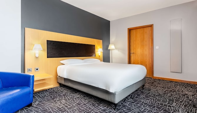 Park Inn by Radisson Peterborough - Junior Suite