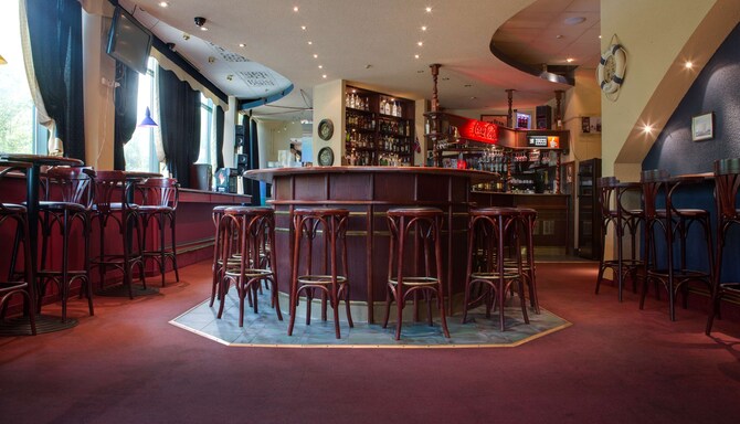 Park Inn by Radisson, Poliarnie Zori Murmansk - Bar Lounge