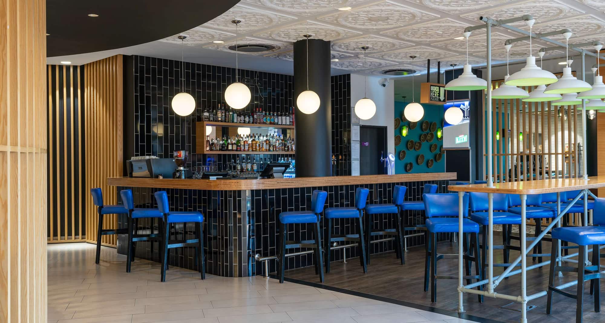 Park Inn by Radisson Polokwane - Live Inn Bar