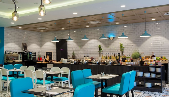Park Inn by Radisson Polokwane - Restaurant