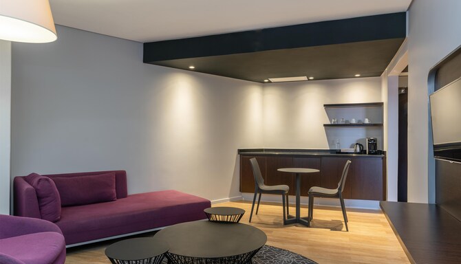 Park Inn by Radisson Polokwane - Suite with Stadium View