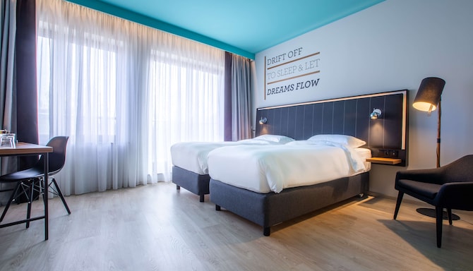 Park Inn by Radisson Poznan - Standard Room