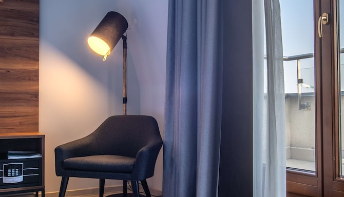 Park Inn by Radisson Poznan - Superior Room with Balcony