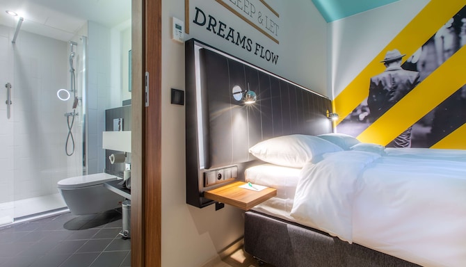 Park Inn by Radisson Poznan - Standard Room