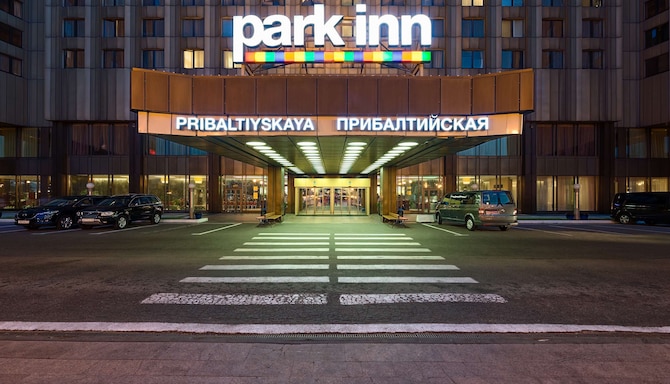 Park Inn Radisson St Petersburg Airport Shuttleservice www.radissonhotels.com