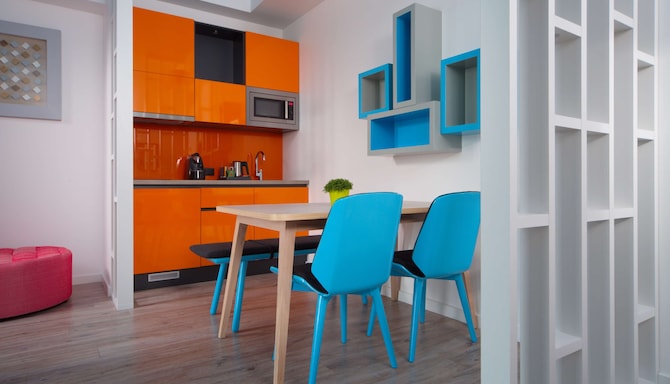 Park Inn by Radisson Residence Riga Barona - Studio Dining Area